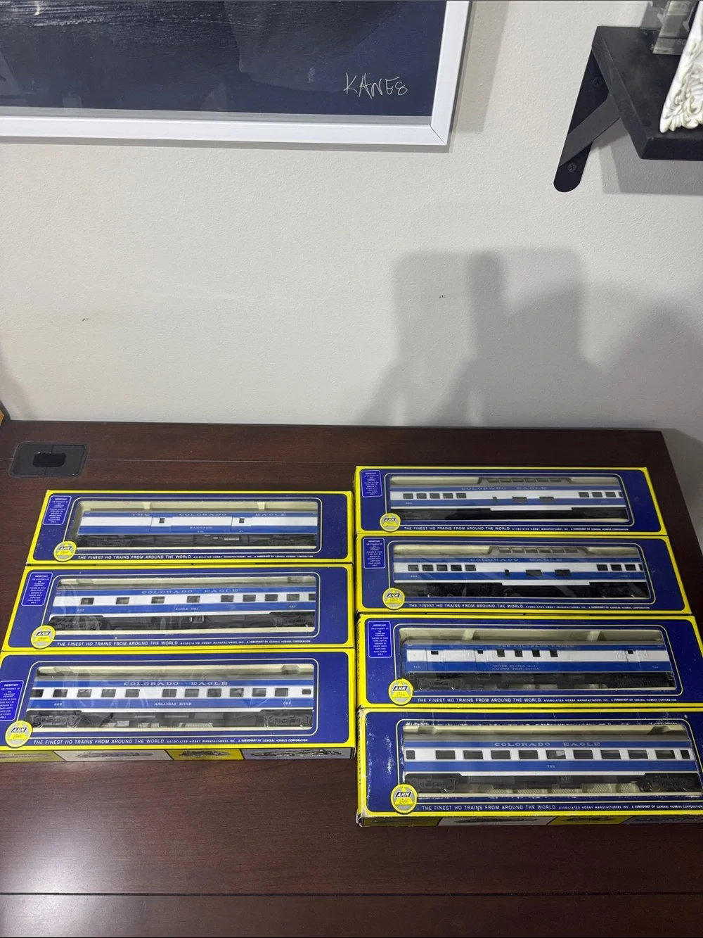 AHM The Colorado Eagle 1930’s HO 7 Piece Constant Lighting Passenger Car Set New